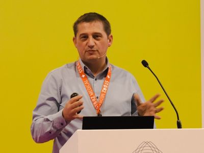 Yves De Vos