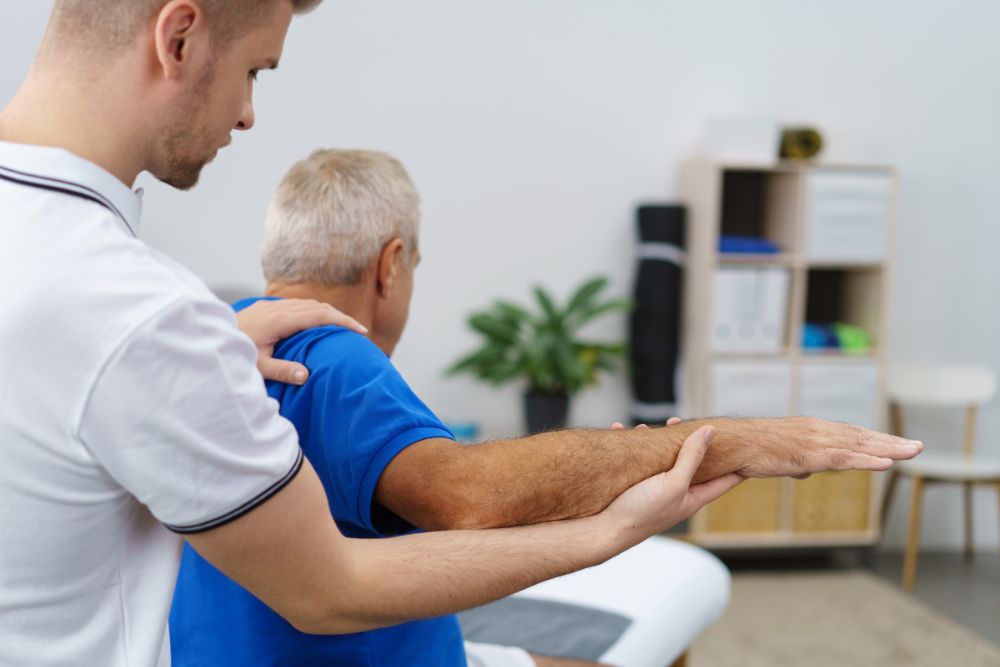 spine shoulder and upper limb therapy